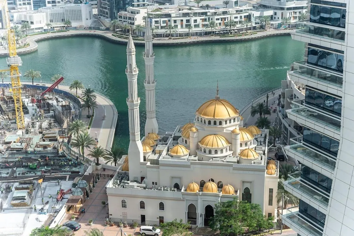 Spacious 3-Bedroom With Modern Amenities In Jbr Dubai 0*,