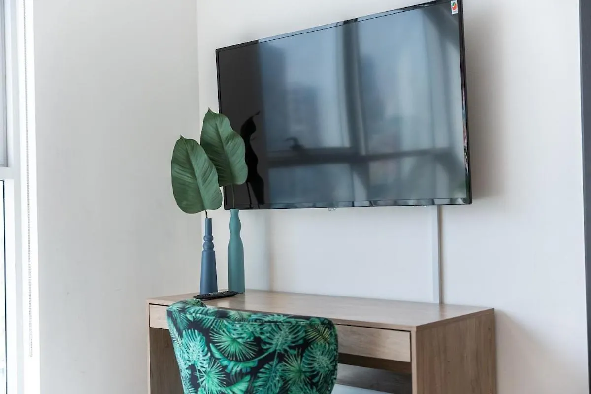Apartment Spacious 3-Bedroom With Modern Amenities In Jbr Dubai
