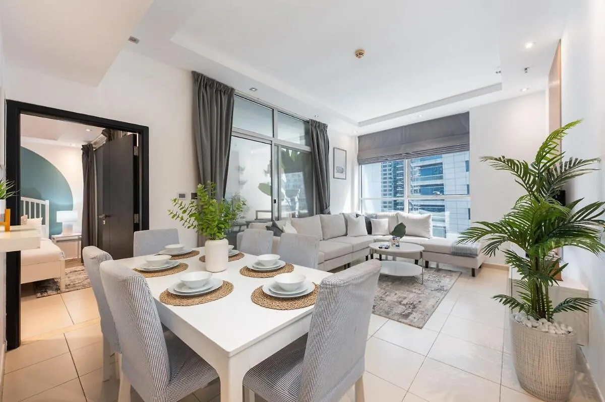 Spacious 3-Bedroom With Modern Amenities In Jbr Dubai